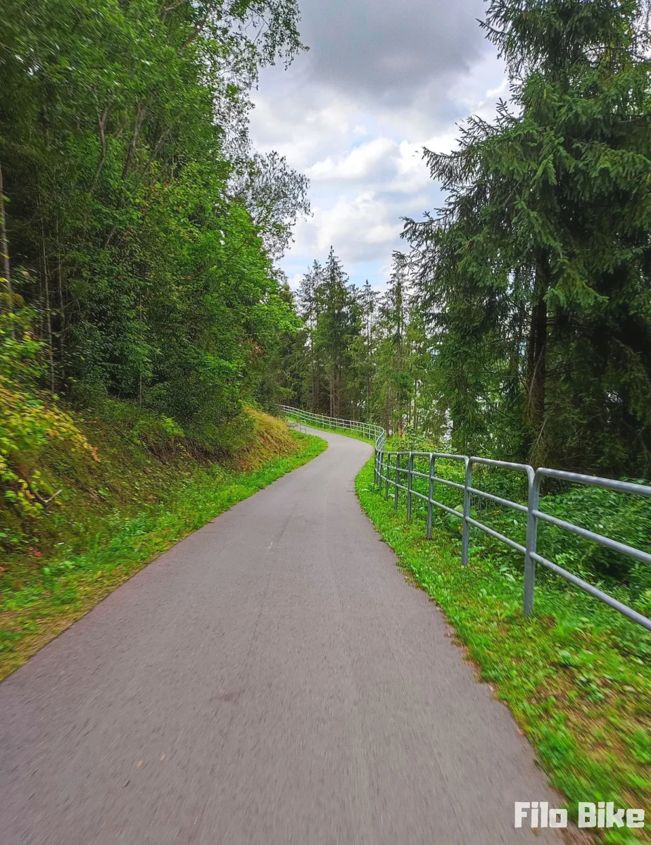 Ścieżka rowerowa VeloCzorsztyn