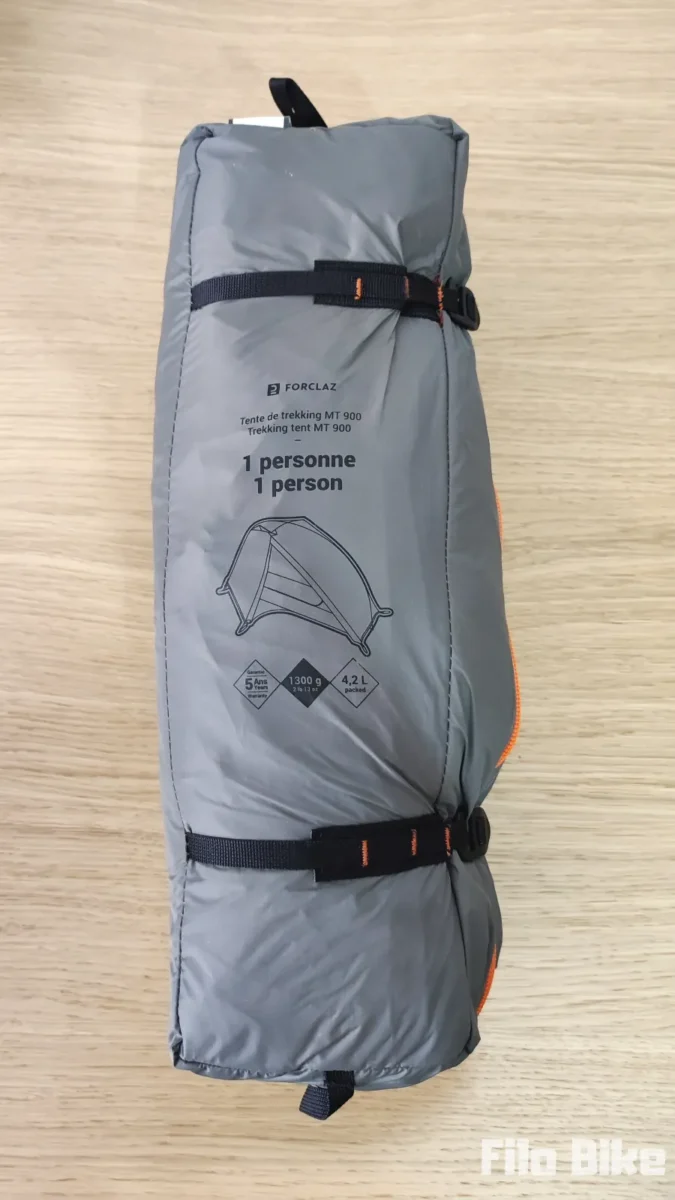 Złożony namiot Simond MT900 w pokrowcu